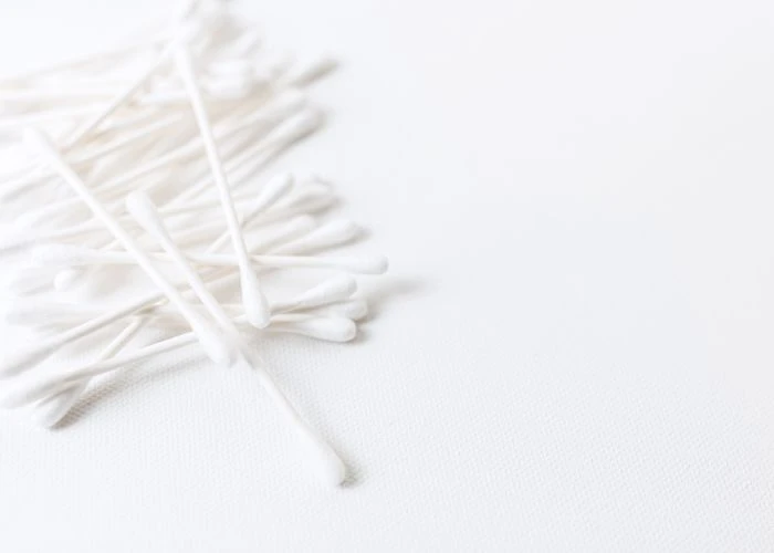 Wound care, cotton wool, compresses etc.